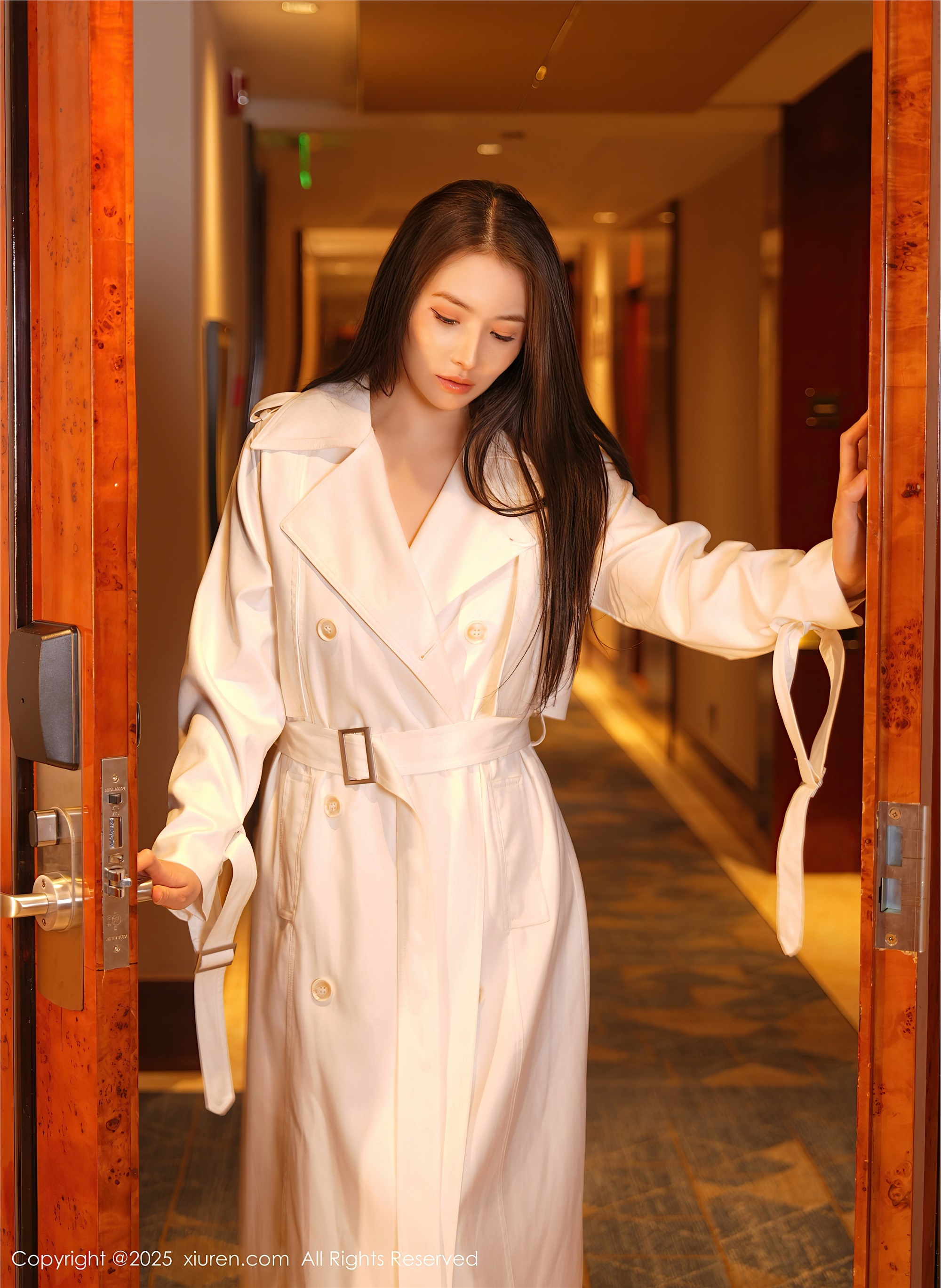 Xiuren秀人网 2025.04.21 NO.10174 娅轩ELVA